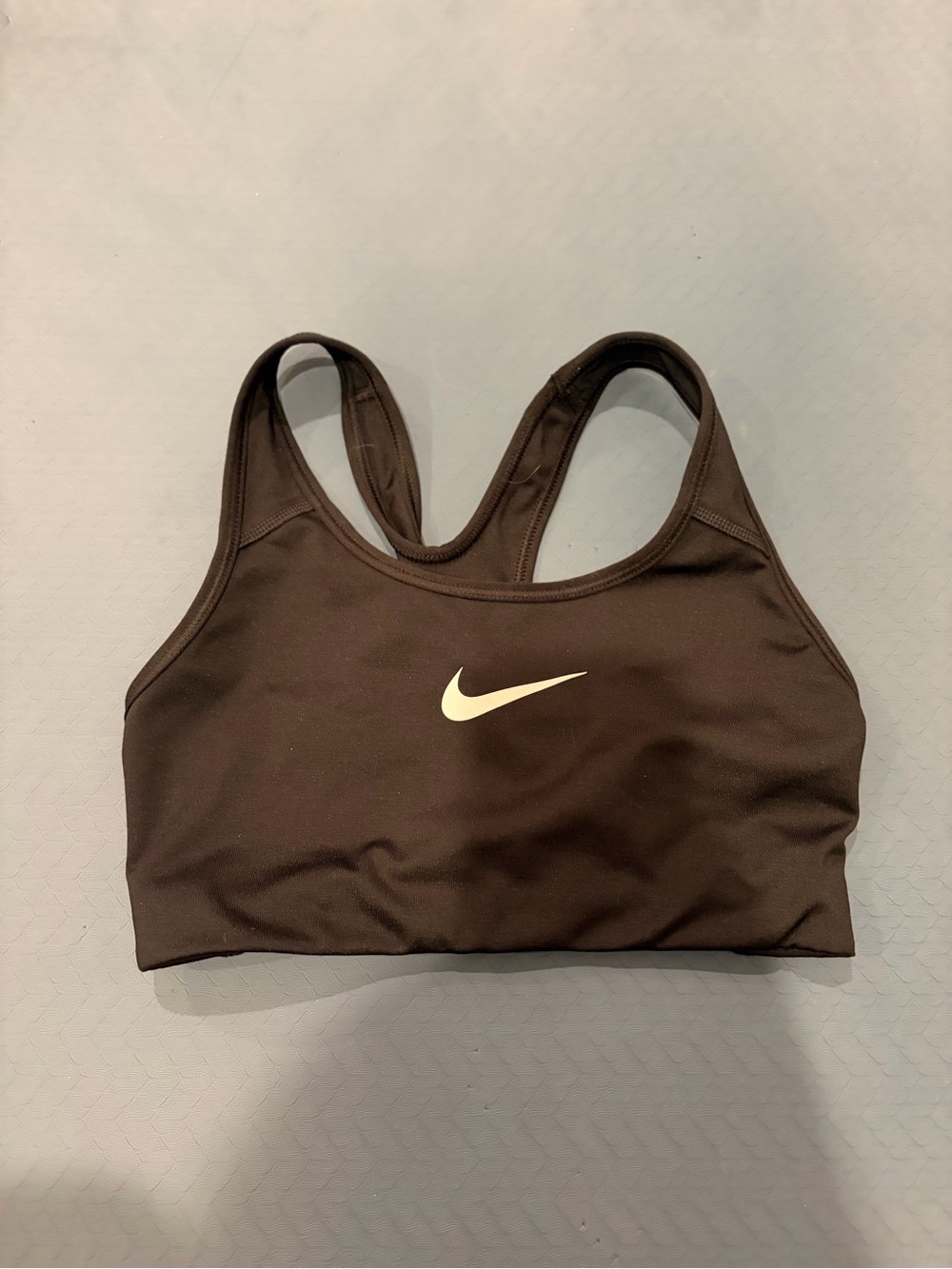 Nike Swish Medium Padded Support Sports Bra